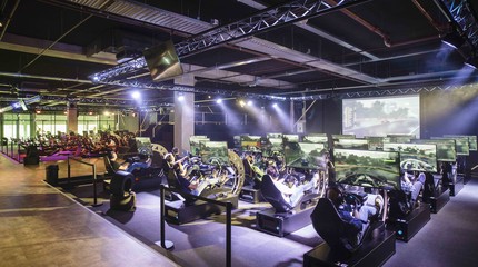 Racesquare - Racing Centre - Eropuit