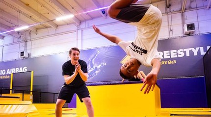 You Jump Amsterdam Noord